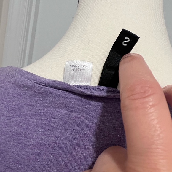 H&M Lavender Short Sleeve Tee - Picture 3 of 6